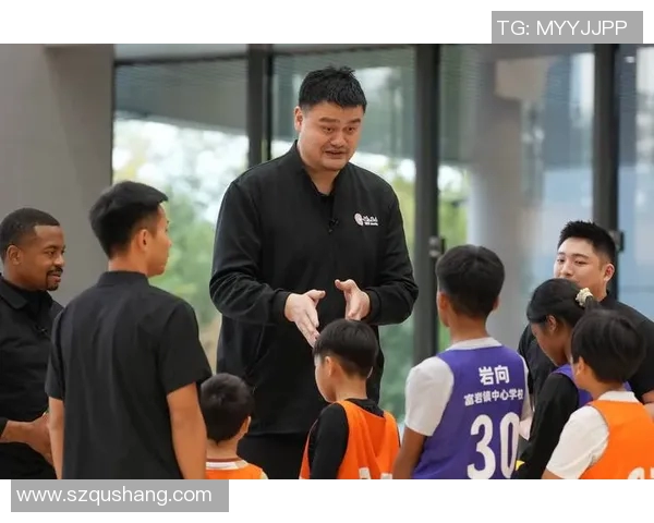 姚明携手平安银行共创篮球公益新未来助力青少年成长与发展 姚明携手平安银行共创篮球公益新未来助力青少年成长与发展
